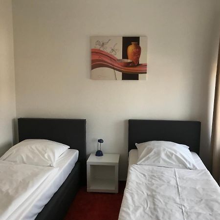 温伯格酒店 克雷姆林根 外观 照片