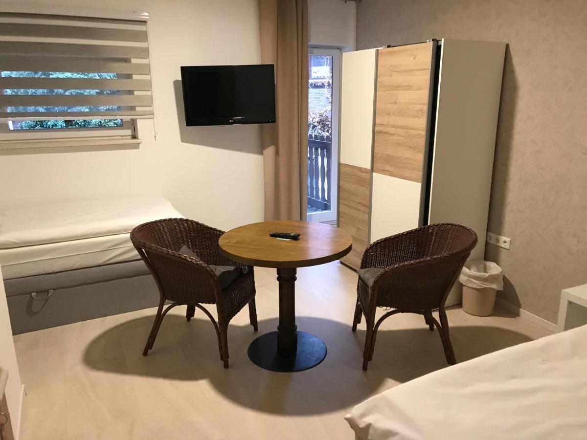 温伯格酒店 克雷姆林根 外观 照片